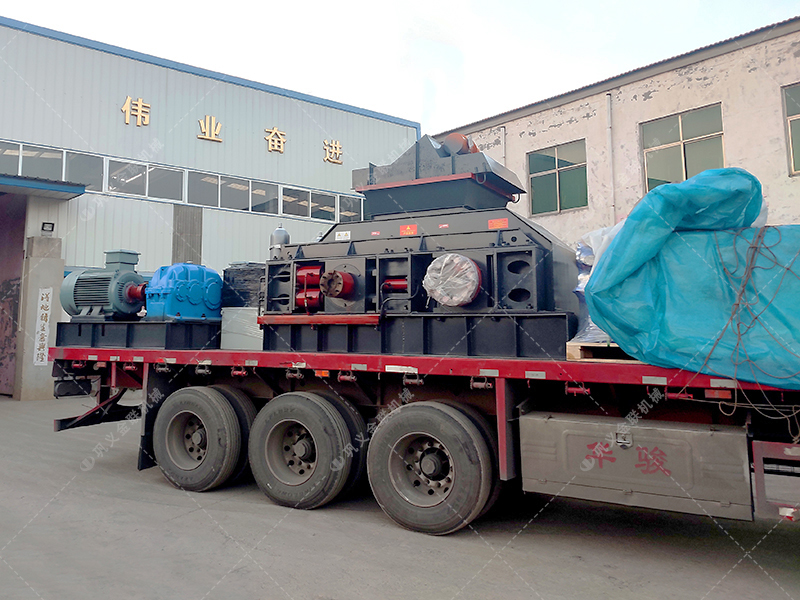 2PG1200x800大型液壓直聯對輥破碎機發(fā)貨圖片